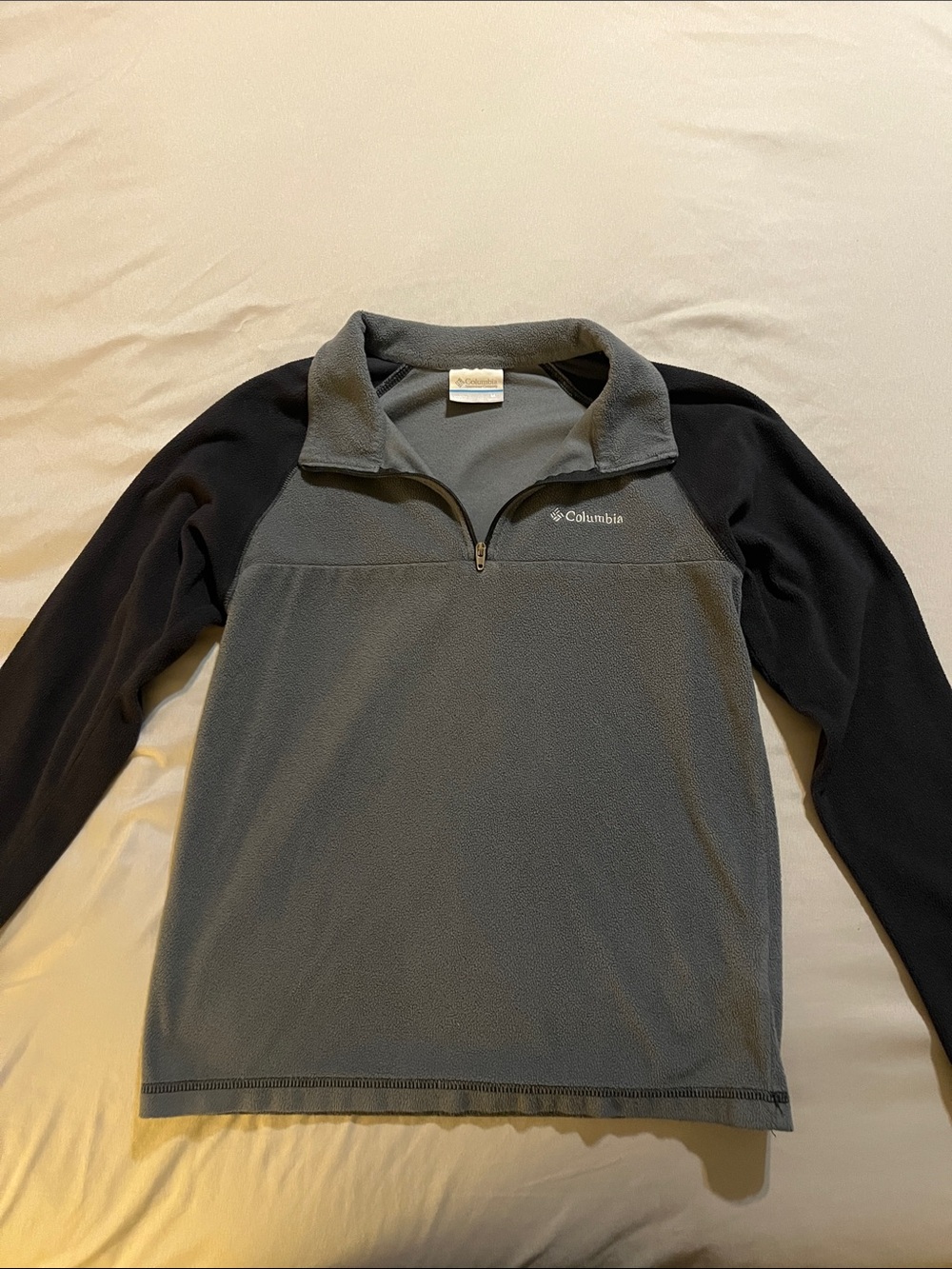 Columbia Boy’s Gray Body Black Sleeve Half-Zip Fleece